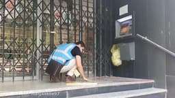 Общественная кампания за социальное дистанцирование против коронавируса в городе Исфахан