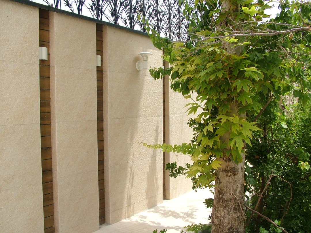 gallery item image