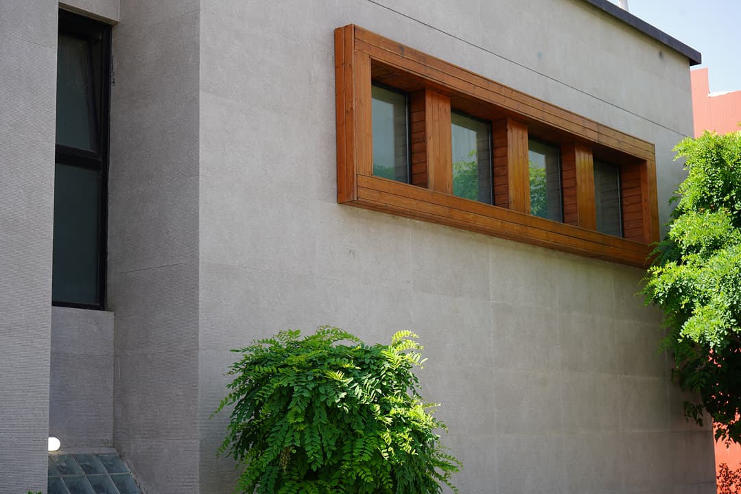 gallery item image