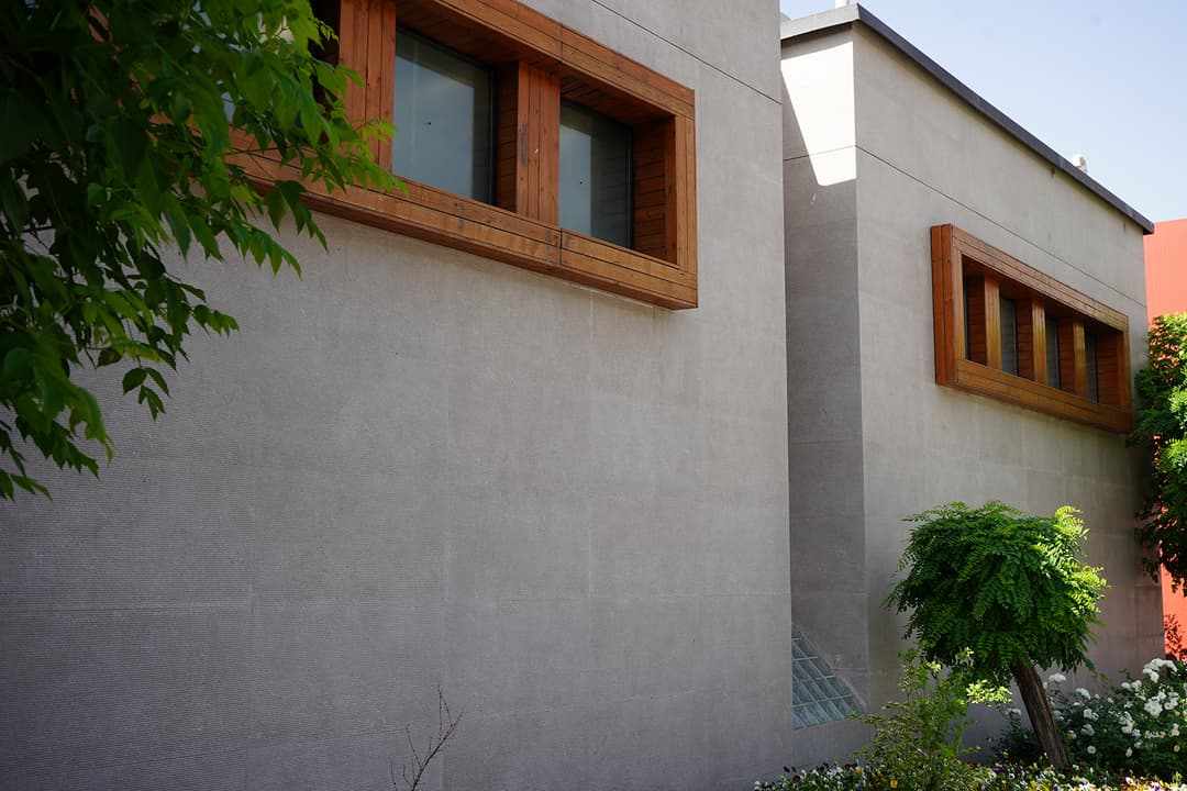 gallery item image
